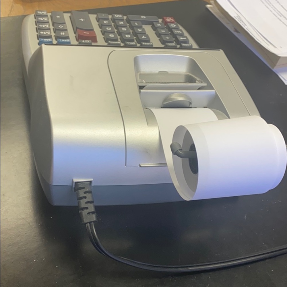 Adding machine - Picture 4 of 5